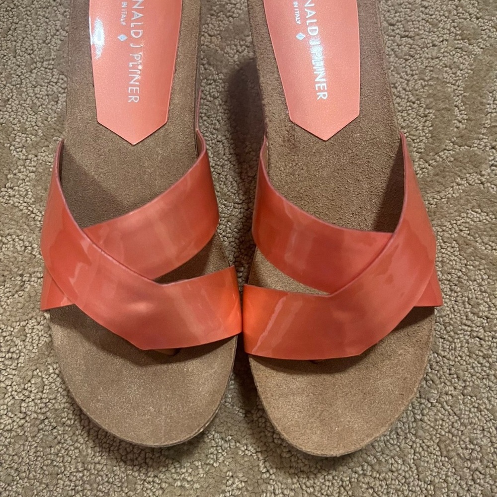 NIB Donald J. Pliner Women's Coral and Cork Wedge Sandals, Size 9